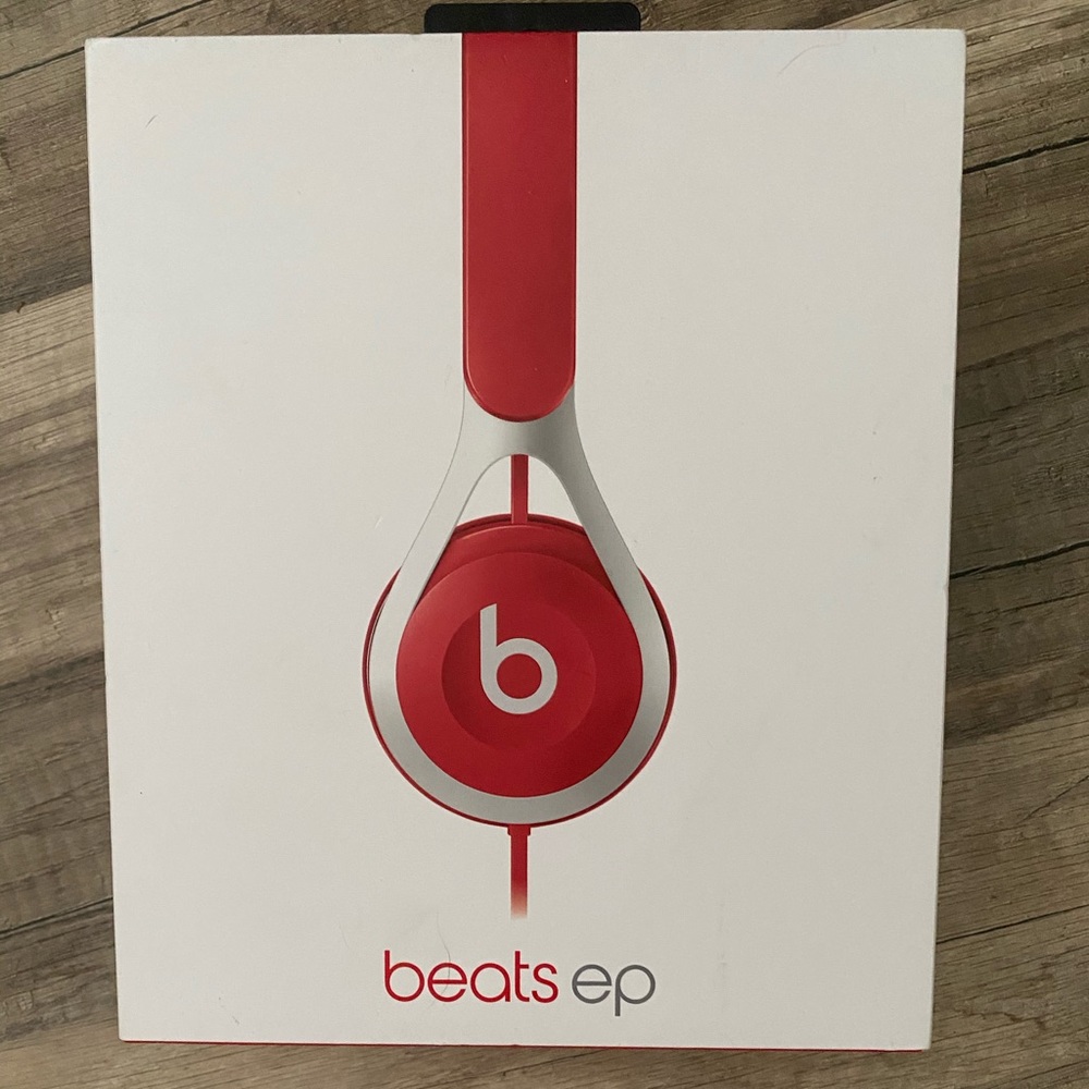 Beats EP On-Ear Headphones - Red